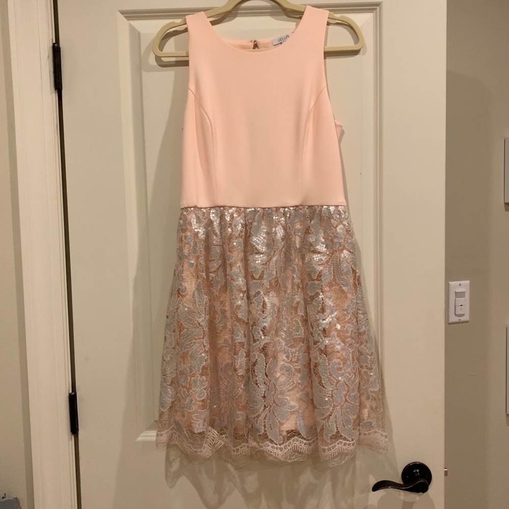 Women’s Fancy/Prom Style Dress. Size 9/10